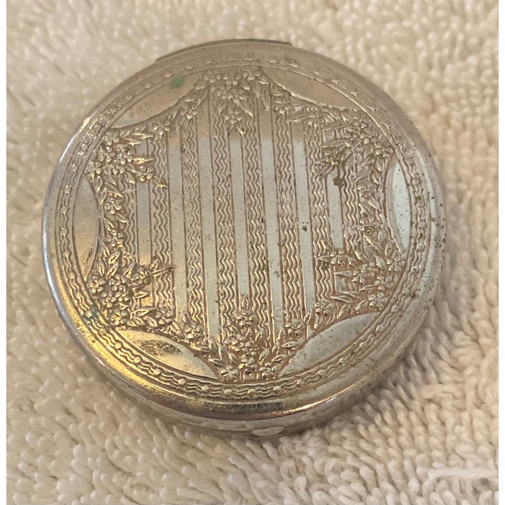 Vintage Stearns Day Dream Rouge Compact Detroit Art Deco Silver Tone Pat 1926